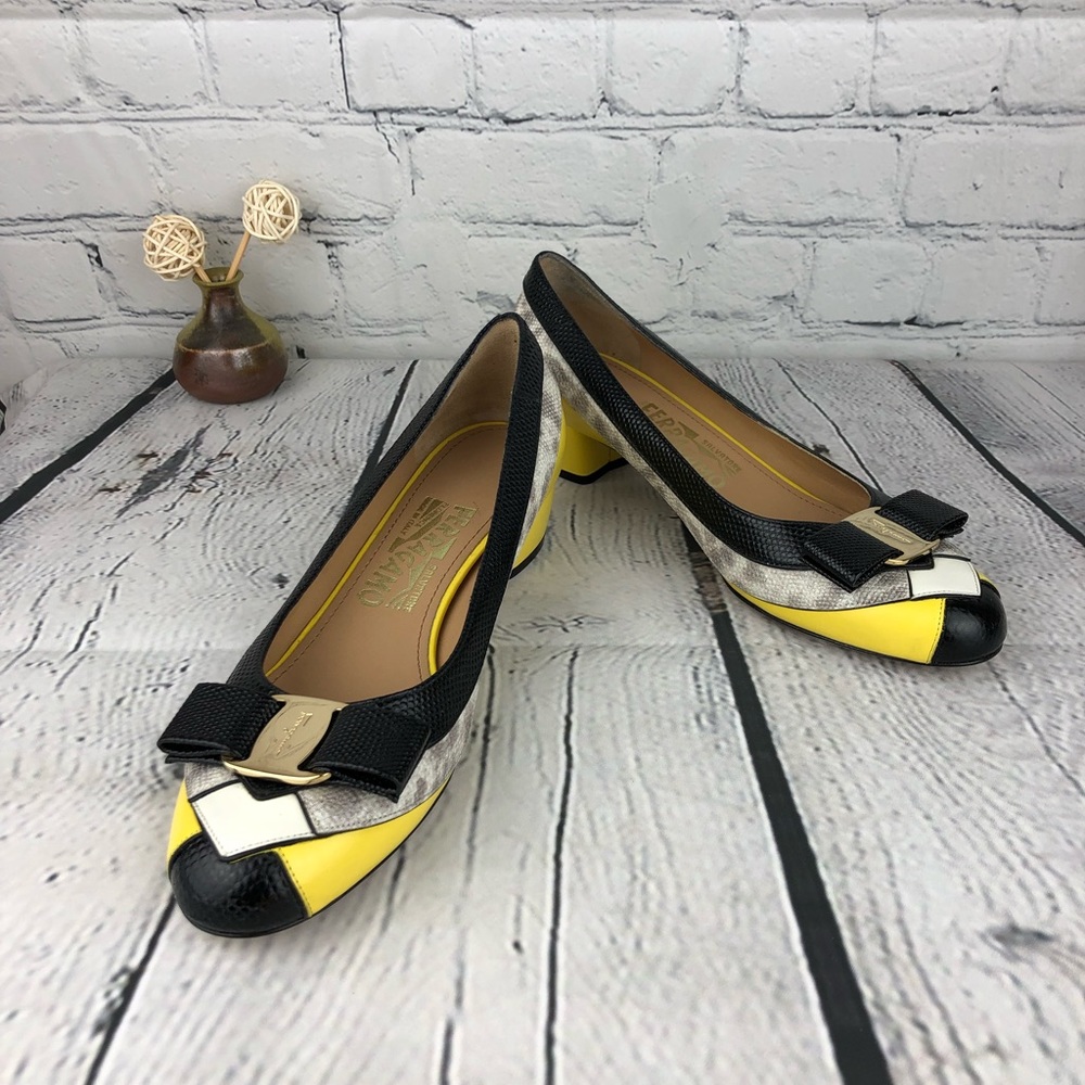 Salvatore Ferragamo,  Bow Pumps, Size 5.5